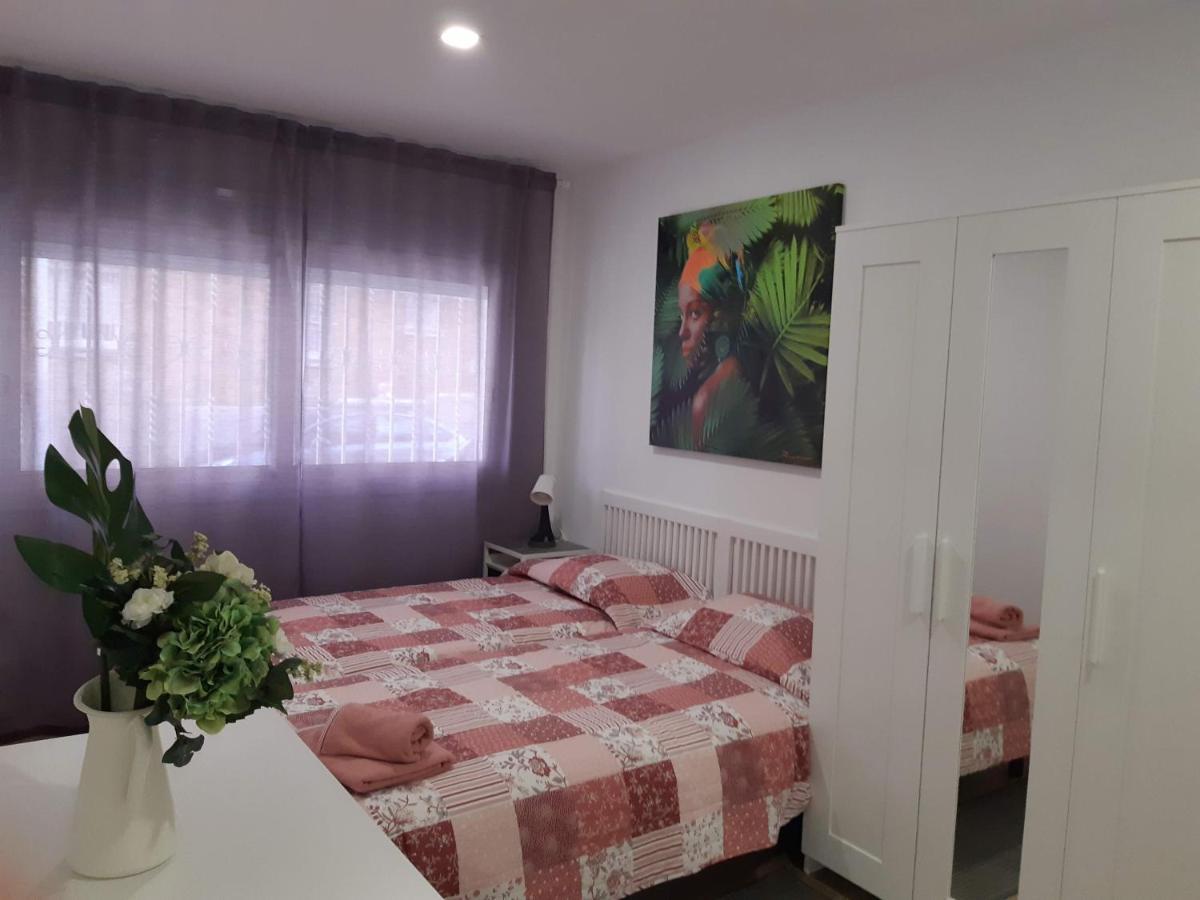 Lucky House Badalona Exterior foto
